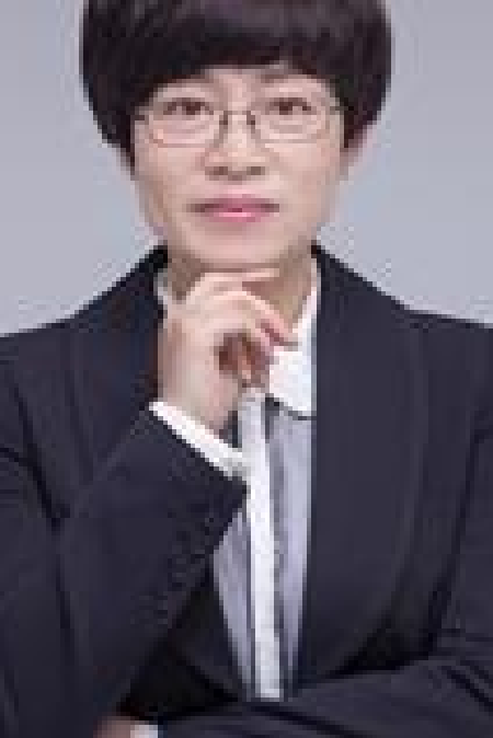陆萍